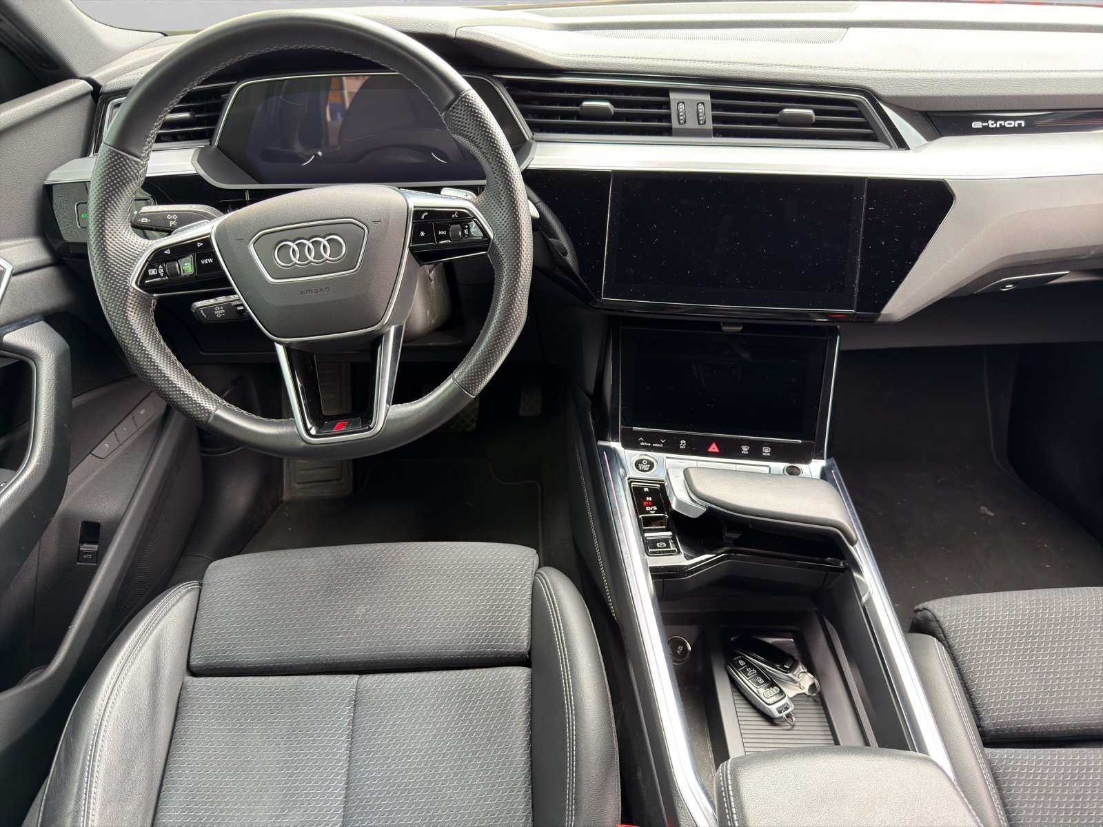 AUDI e-tron Sportback 55 S Line quattro, Electric, Second hand / Used, Automatic - 7