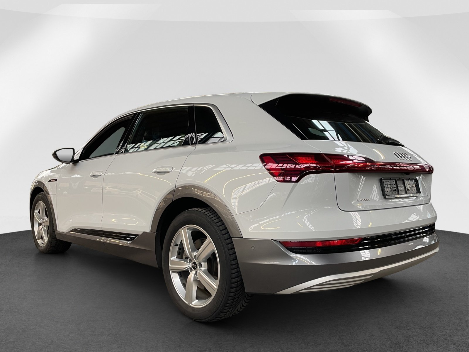 AUDI e-tron 55 Advanced quattro, Elettrica, Occasioni / Usate, Automatico - 4
