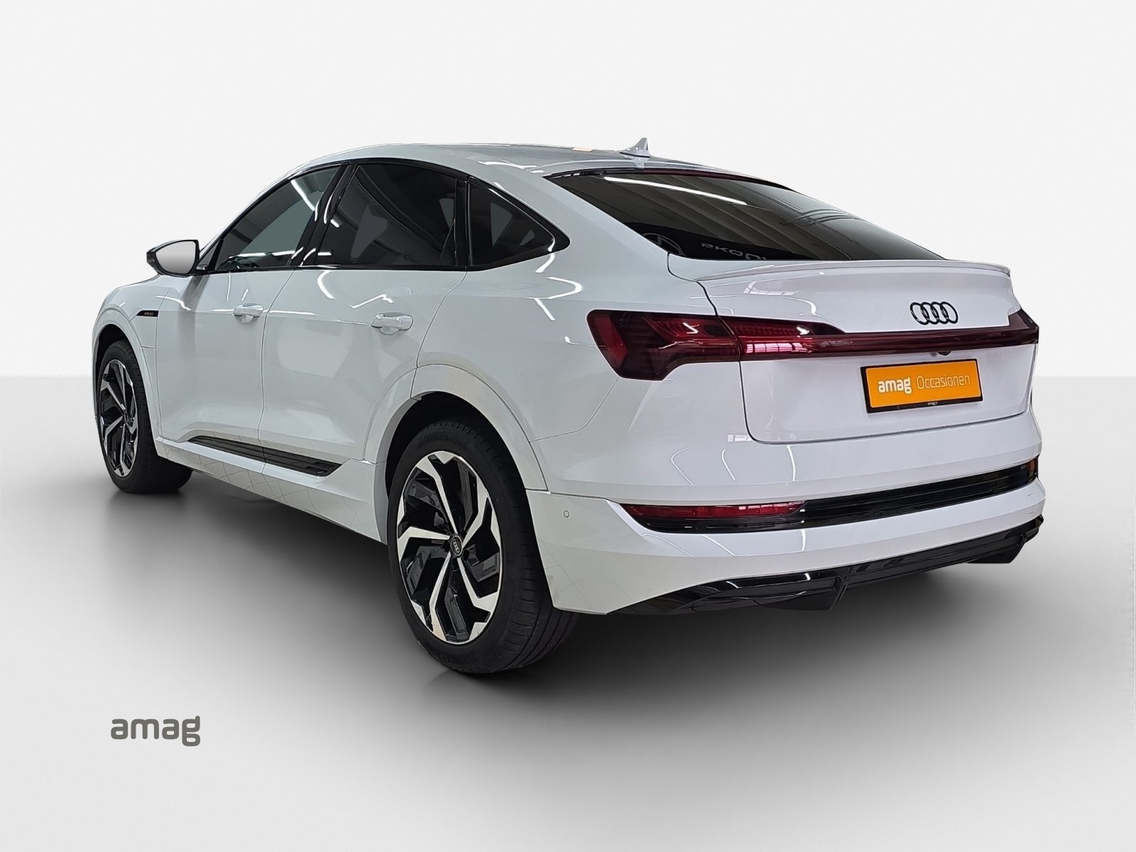 AUDI e-tron Sportback 55 S line Black Edition, Elektro, Occasion / Gebraucht, Automatik - 4