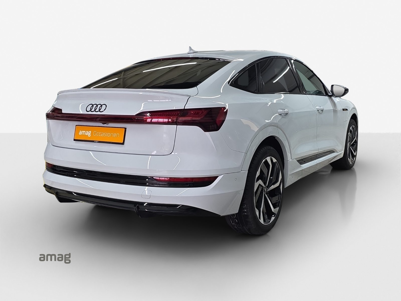 AUDI e-tron Sportback 55 S line Black Edition, Elektro, Occasion / Gebraucht, Automatik - 6