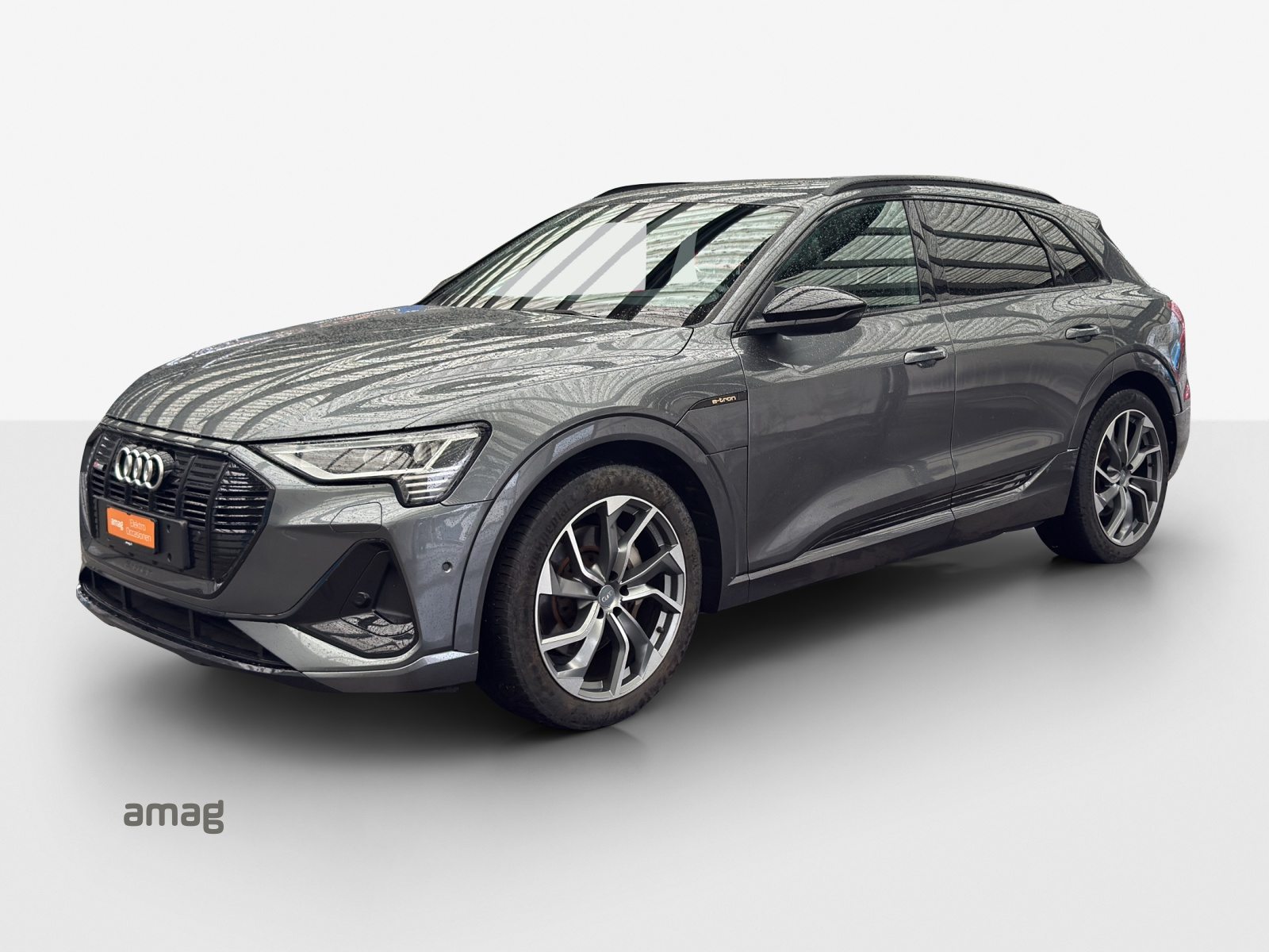 AUDI e-tron 55 S line