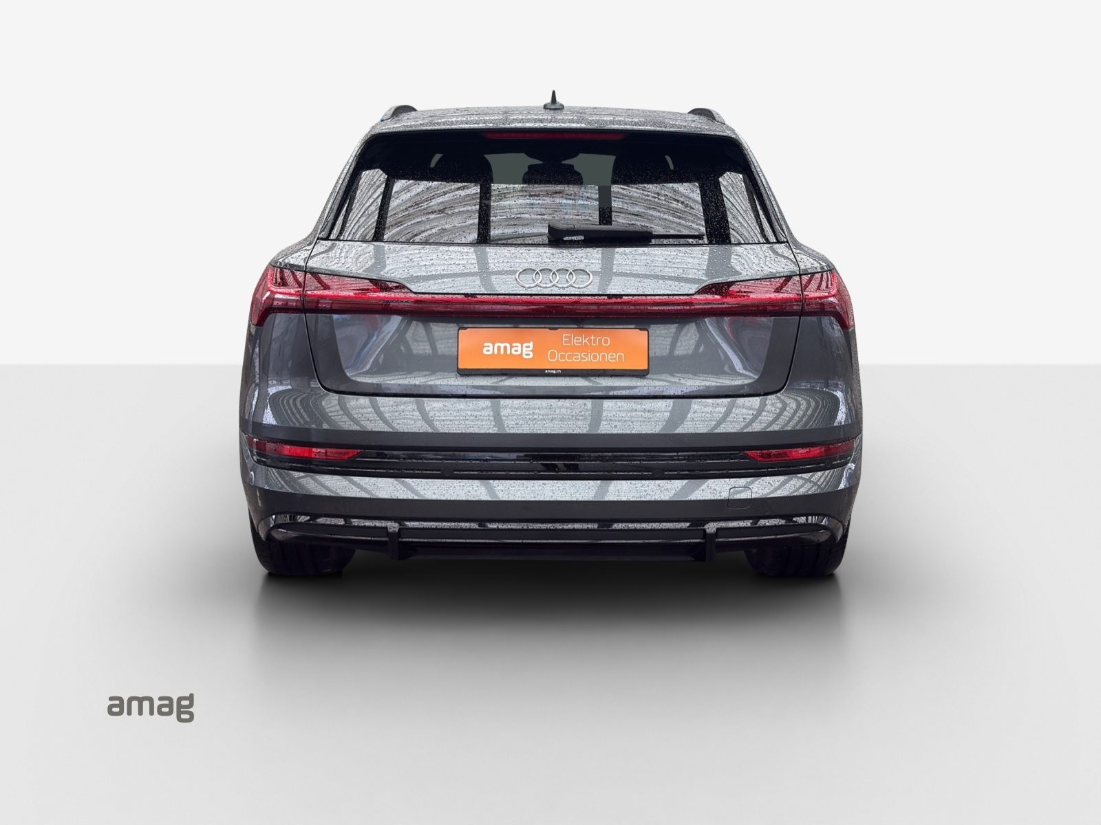 AUDI e-tron 55 S line, Electric, Second hand / Used, Automatic - 5