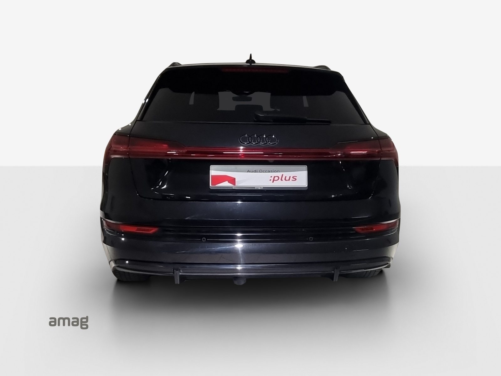 AUDI e-tron 55 S line Black Edition, Electric, Second hand / Used, Automatic - 5