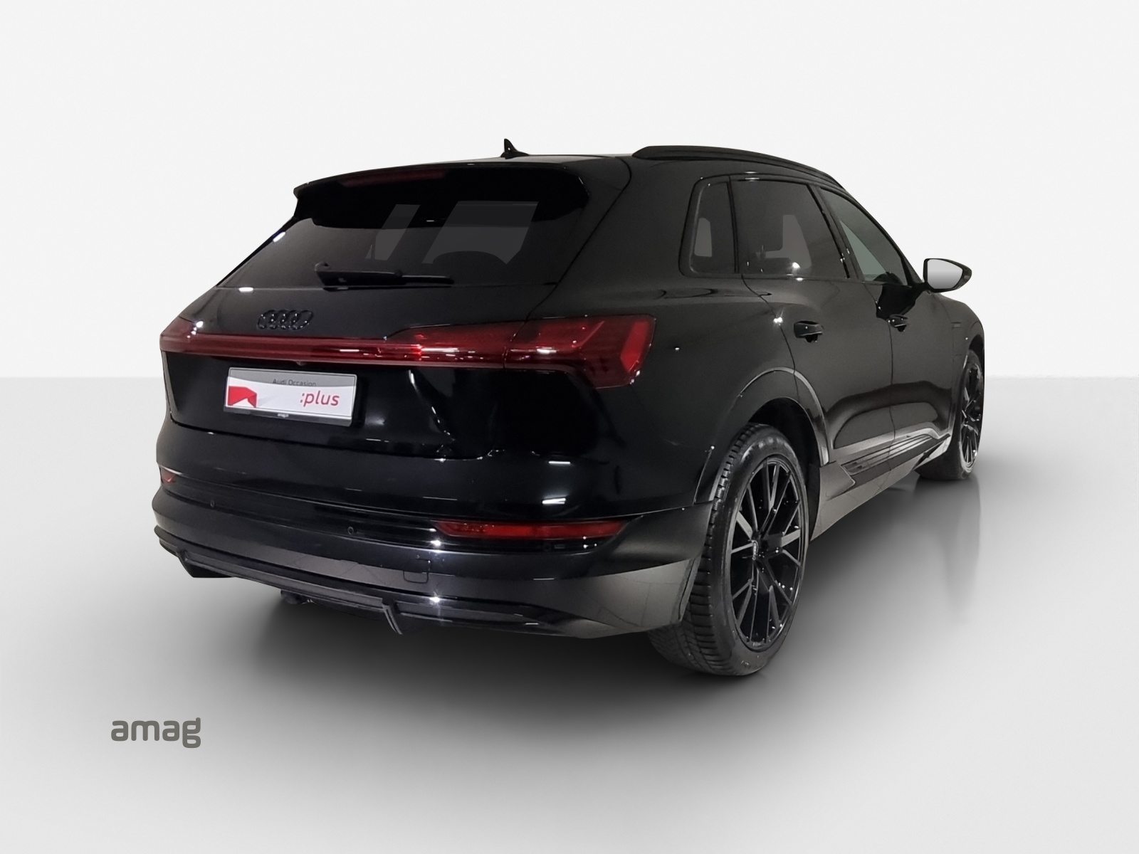 AUDI e-tron 55 S line Black Edition, Electric, Second hand / Used, Automatic - 6