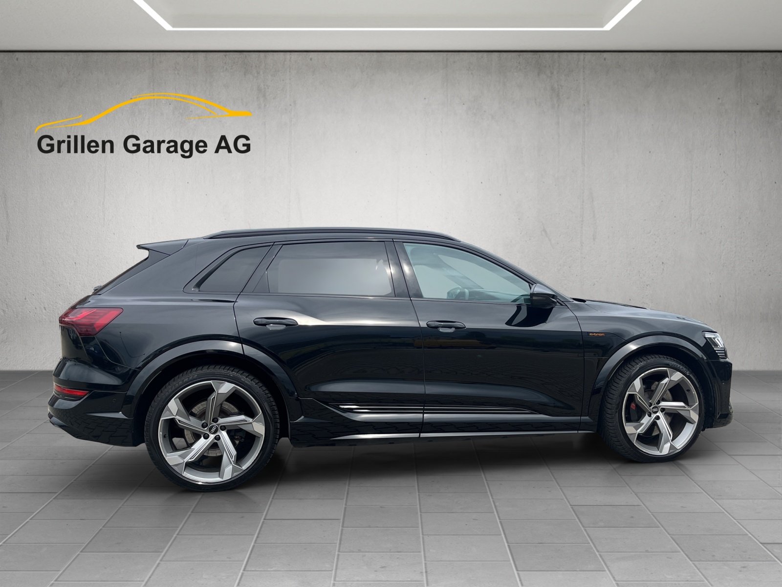 AUDI e-tron S quattro, Electric, Second hand / Used, Automatic - 6