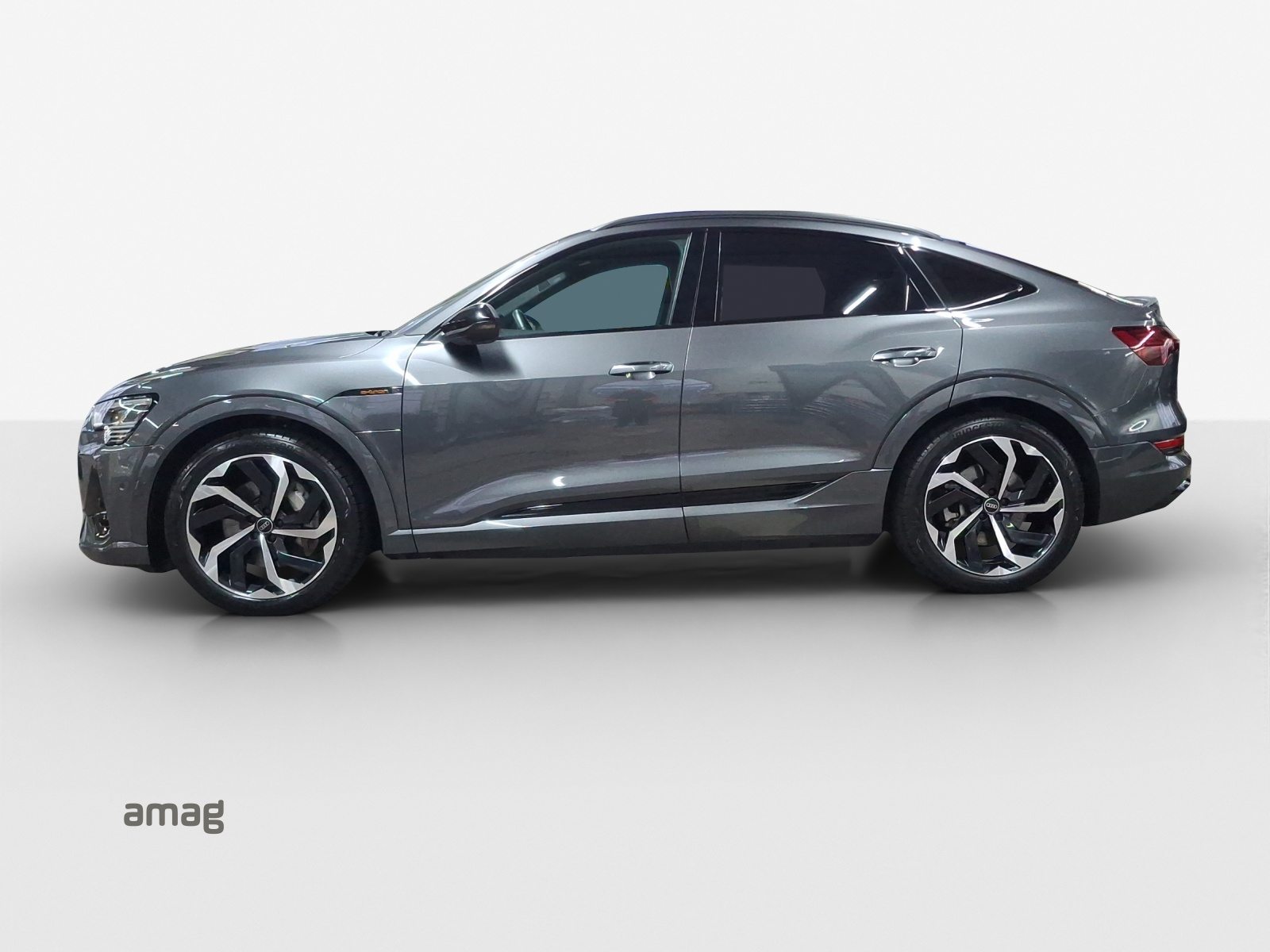 AUDI e-tron Sportback 55 S line Black Edition, Électrique, Occasion / Utilisé, Automatique - 2