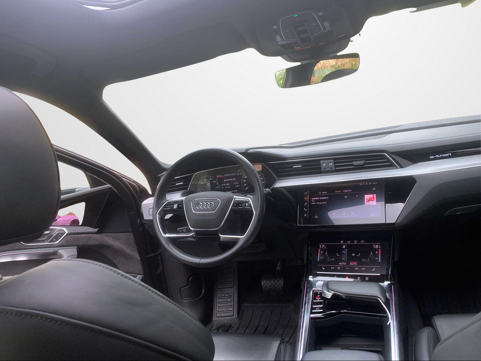 AUDI e-tron advanced, Électrique, Occasion / Utilisé, Automatique - 7