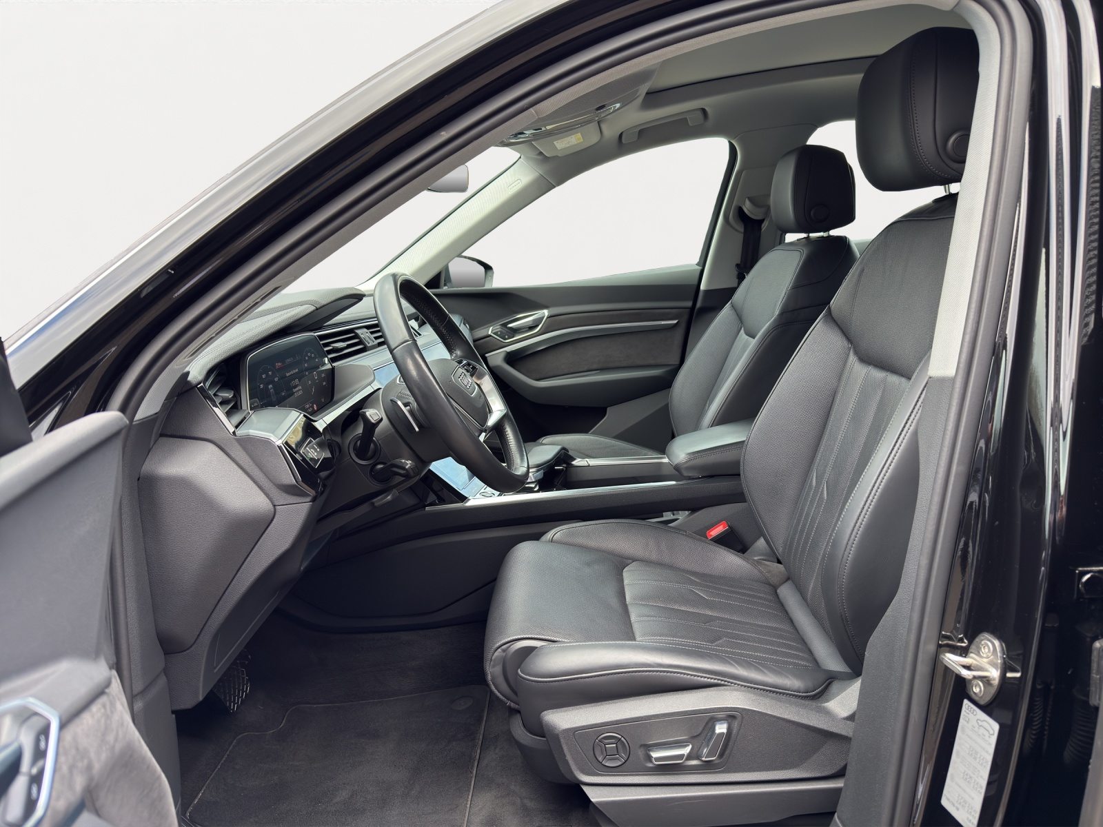 AUDI e-tron Sportback 55, Electric, Second hand / Used, Automatic - 5