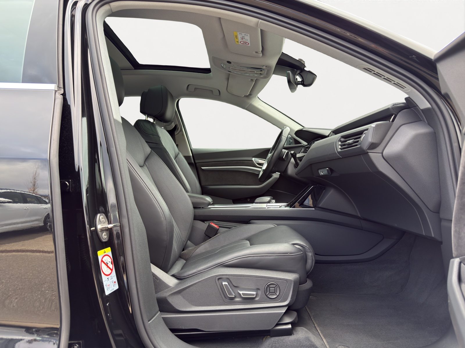 AUDI e-tron Sportback 55, Electric, Second hand / Used, Automatic - 7