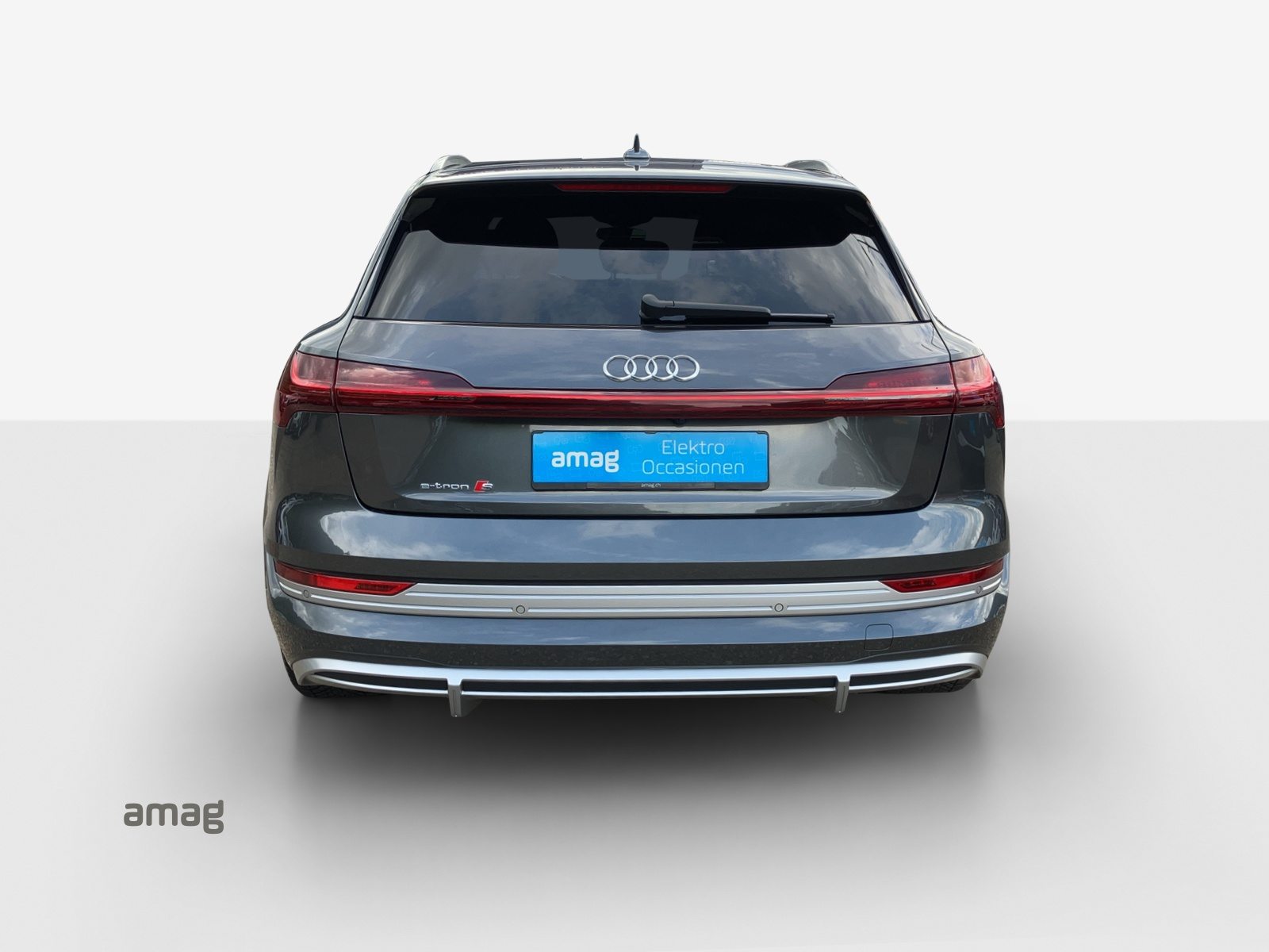 AUDI e-tron S quattro, Electric, Second hand / Used, Automatic - 5