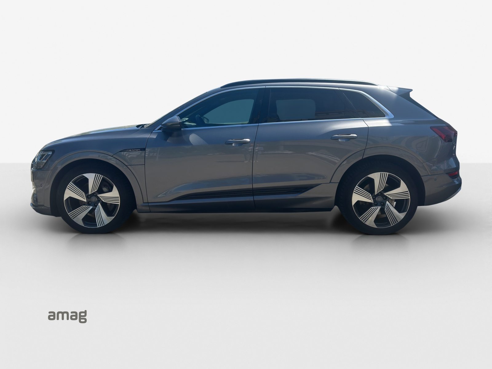 AUDI e-tron advanced, Elektro, Occasion / Gebraucht, Automatik - 2
