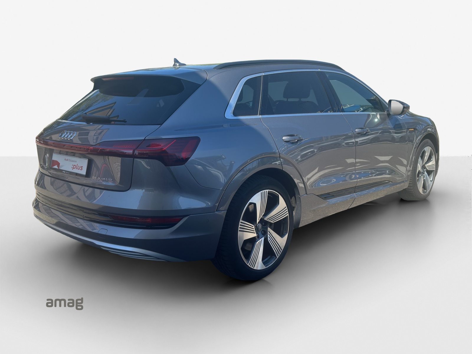 AUDI e-tron advanced, Elektro, Occasion / Gebraucht, Automatik - 6