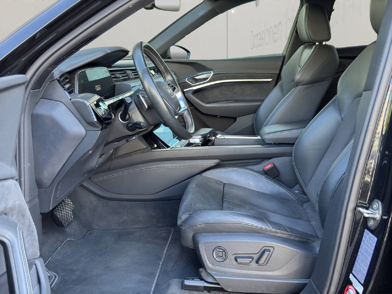 AUDI e-tron Sportback 50 S Line quattro, Électrique, Occasion / Utilisé, Automatique - 5