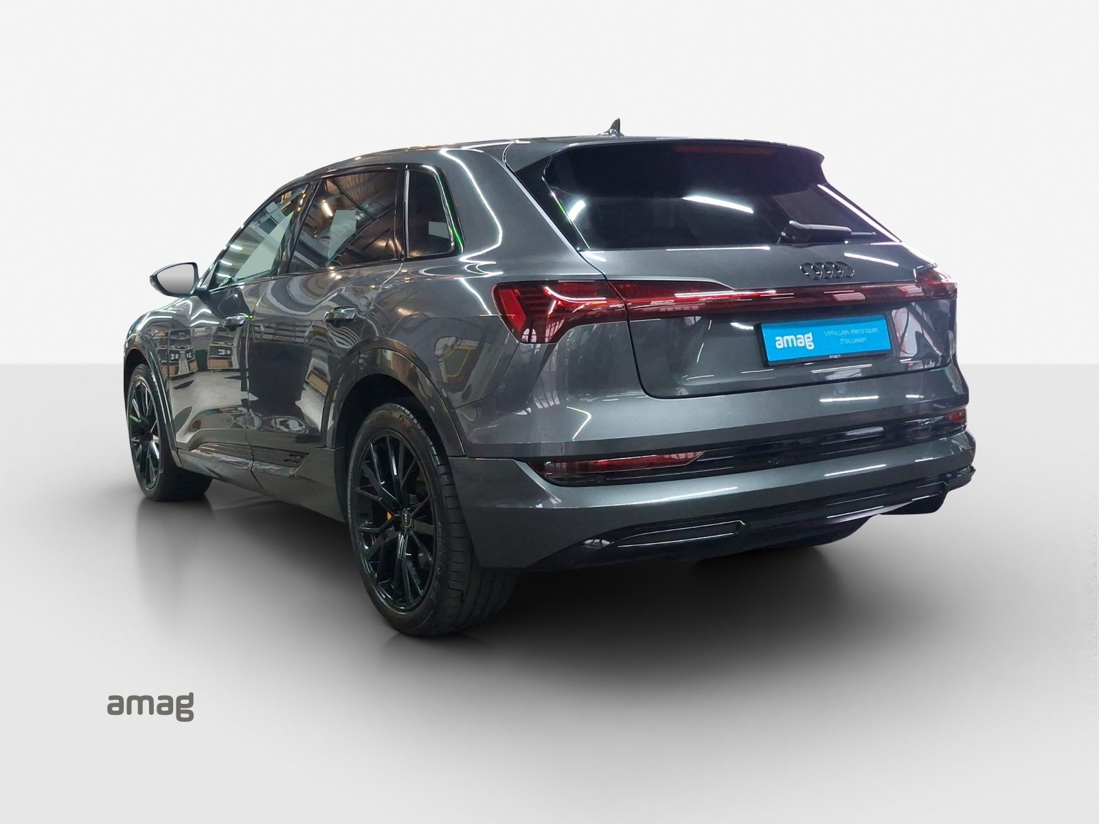AUDI e-tron 55 S line Black Edition, Électrique, Occasion / Utilisé, Automatique - 4