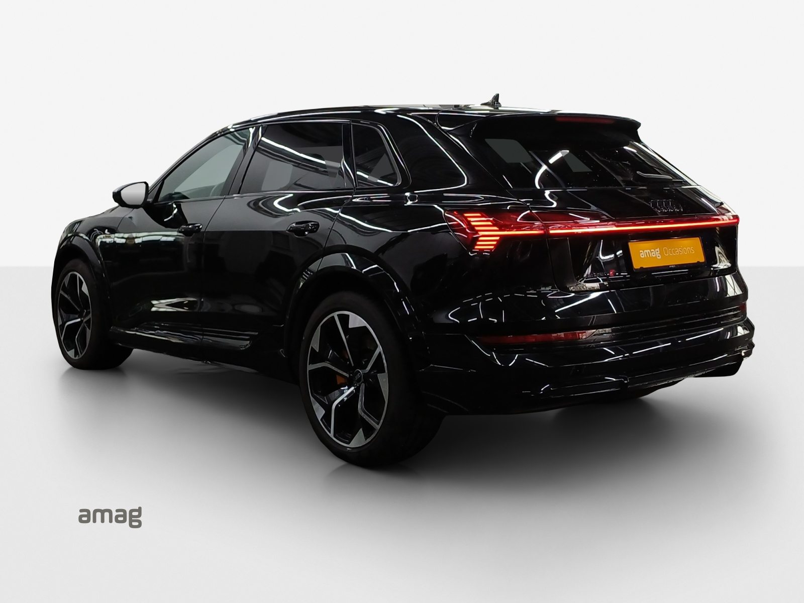 AUDI e-tron S quattro, Électrique, Occasion / Utilisé, Automatique - 4