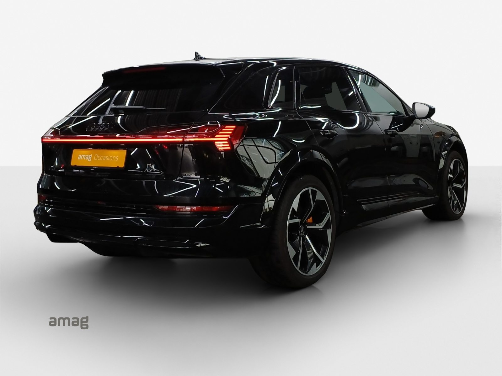 AUDI e-tron S quattro, Électrique, Occasion / Utilisé, Automatique - 6