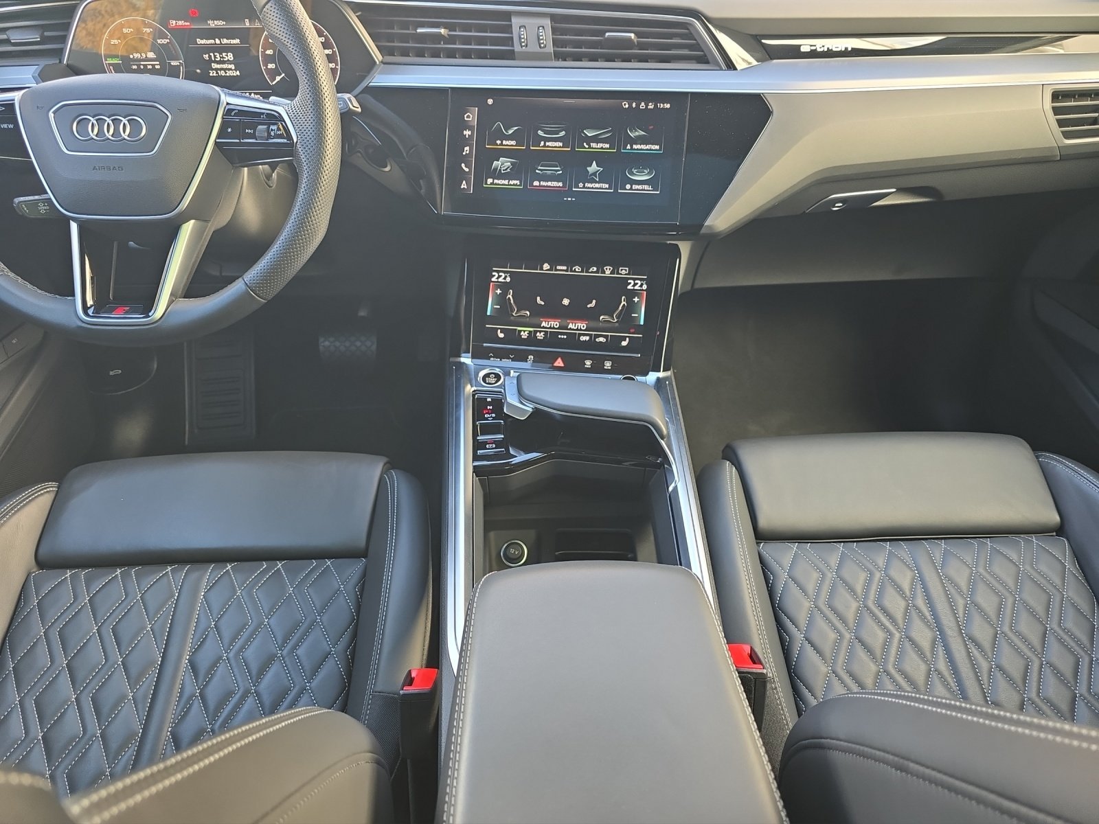 AUDI e-tron 55 S Line Black Edition quattro, Electric, Second hand / Used, Automatic - 7
