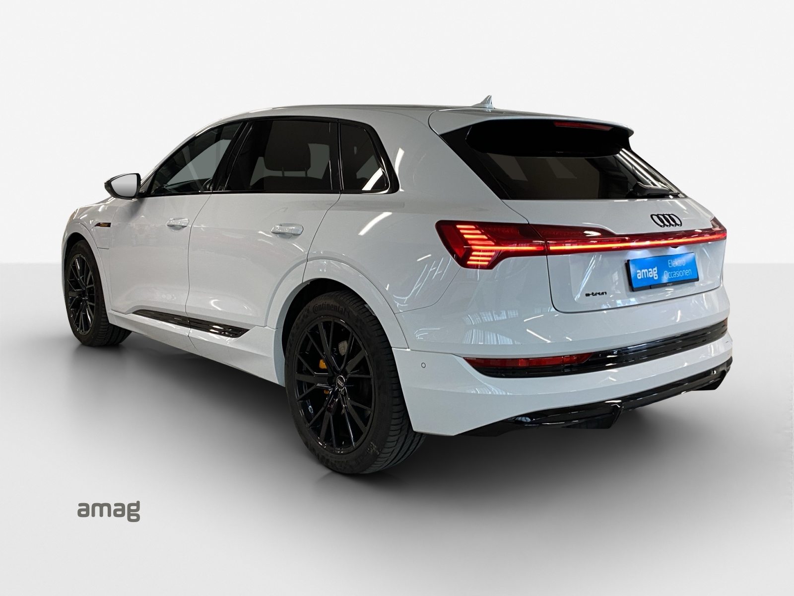 AUDI e-tron 55 S line Black Edition, Elektro, Occasion / Gebraucht, Automatik - 4