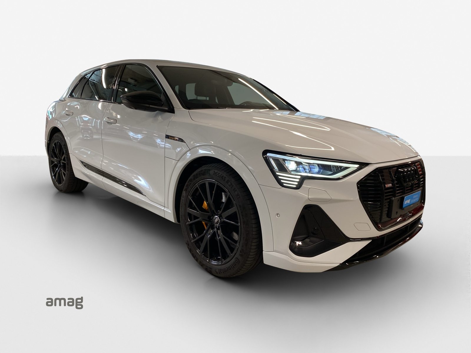 AUDI e-tron 55 S line Black Edition, Elektro, Occasion / Gebraucht, Automatik - 7