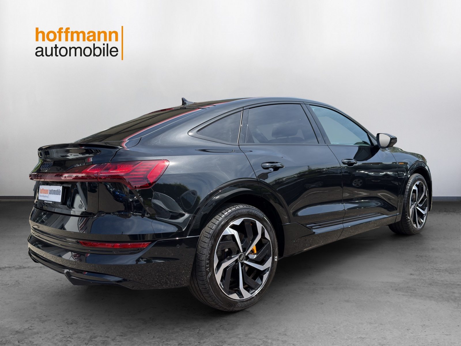 AUDI e-tron Sportback 55 S line Black Edition, Elettrica, Occasioni / Usate, Automatico - 4
