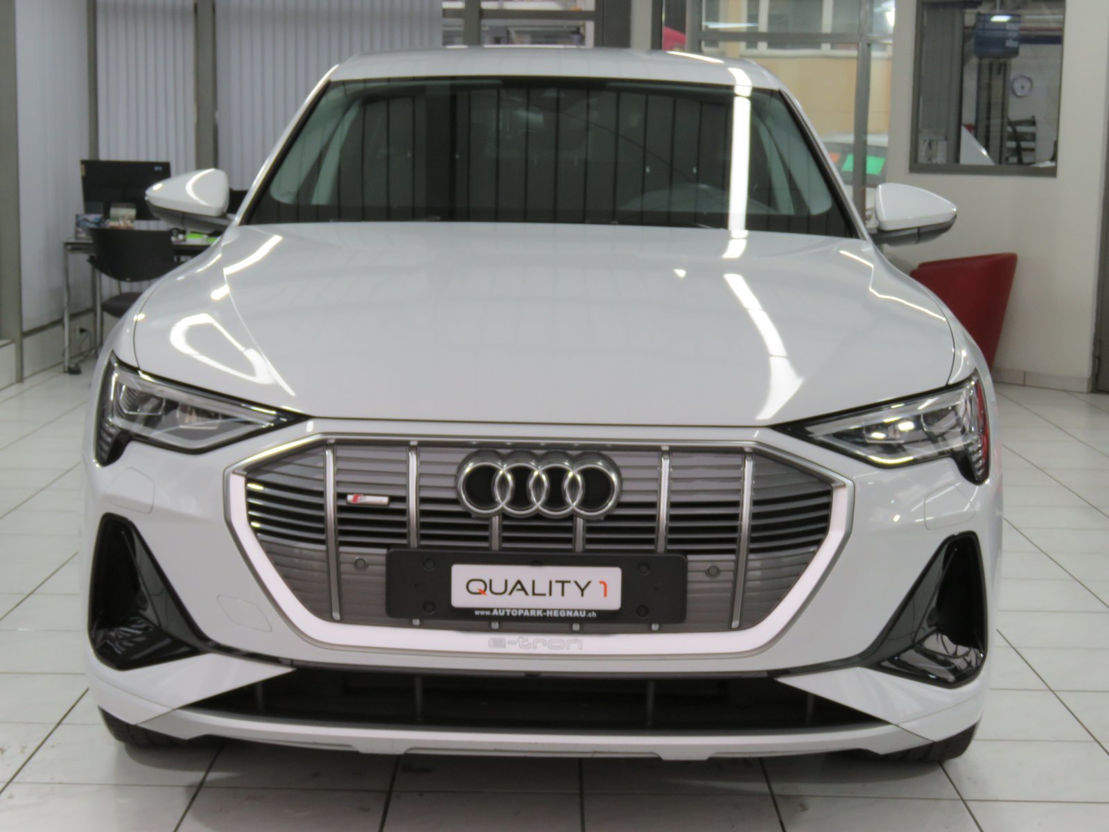 AUDI e-tron 50 Sportback S Line Quattro Automat, Elektro, Occasion / Gebraucht, Automatik - 2