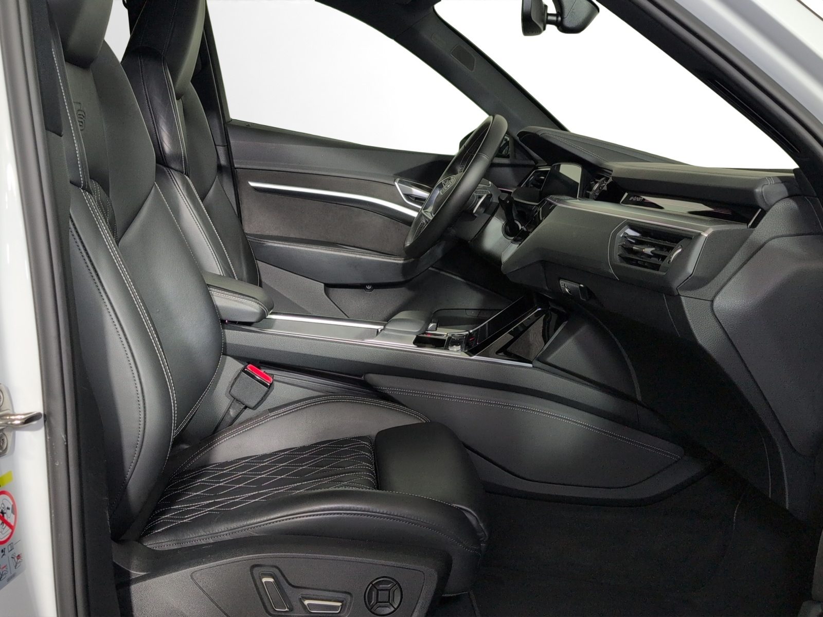 AUDI e-tron Sportback 55 S line, Electric, Second hand / Used, Automatic - 7