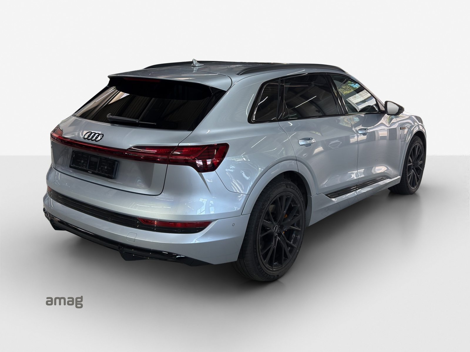 AUDI e-tron 55 S line Black Edition, Electric, Second hand / Used, Automatic - 5