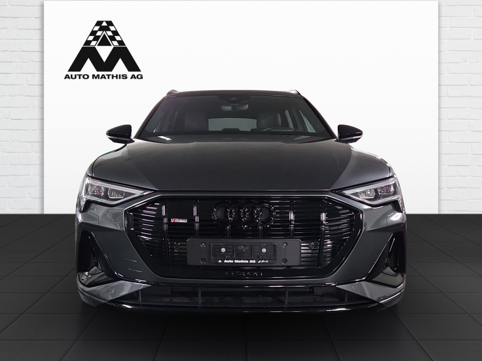 AUDI e-tron 55 S Line Black Edition quattro, Electric, Second hand / Used, Automatic - 2