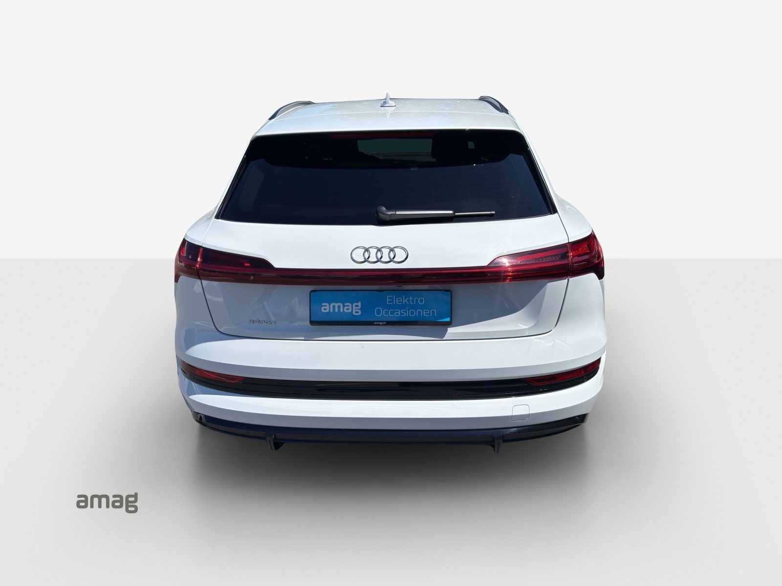 AUDI e-tron 50 S line Attraction, Electric, Second hand / Used, Automatic - 4