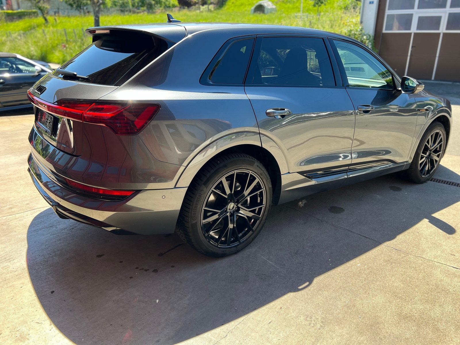AUDI e-tron 55 S Line Black Edition quattro / SoH 93, Électrique, Occasion / Utilisé, Automatique - 6