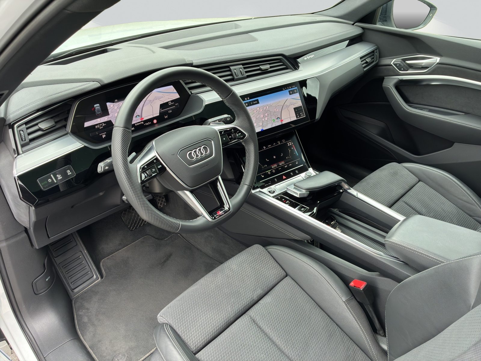 AUDI e-tron 55 S line Black Edition, Électrique, Occasion / Utilisé, Automatique - 5