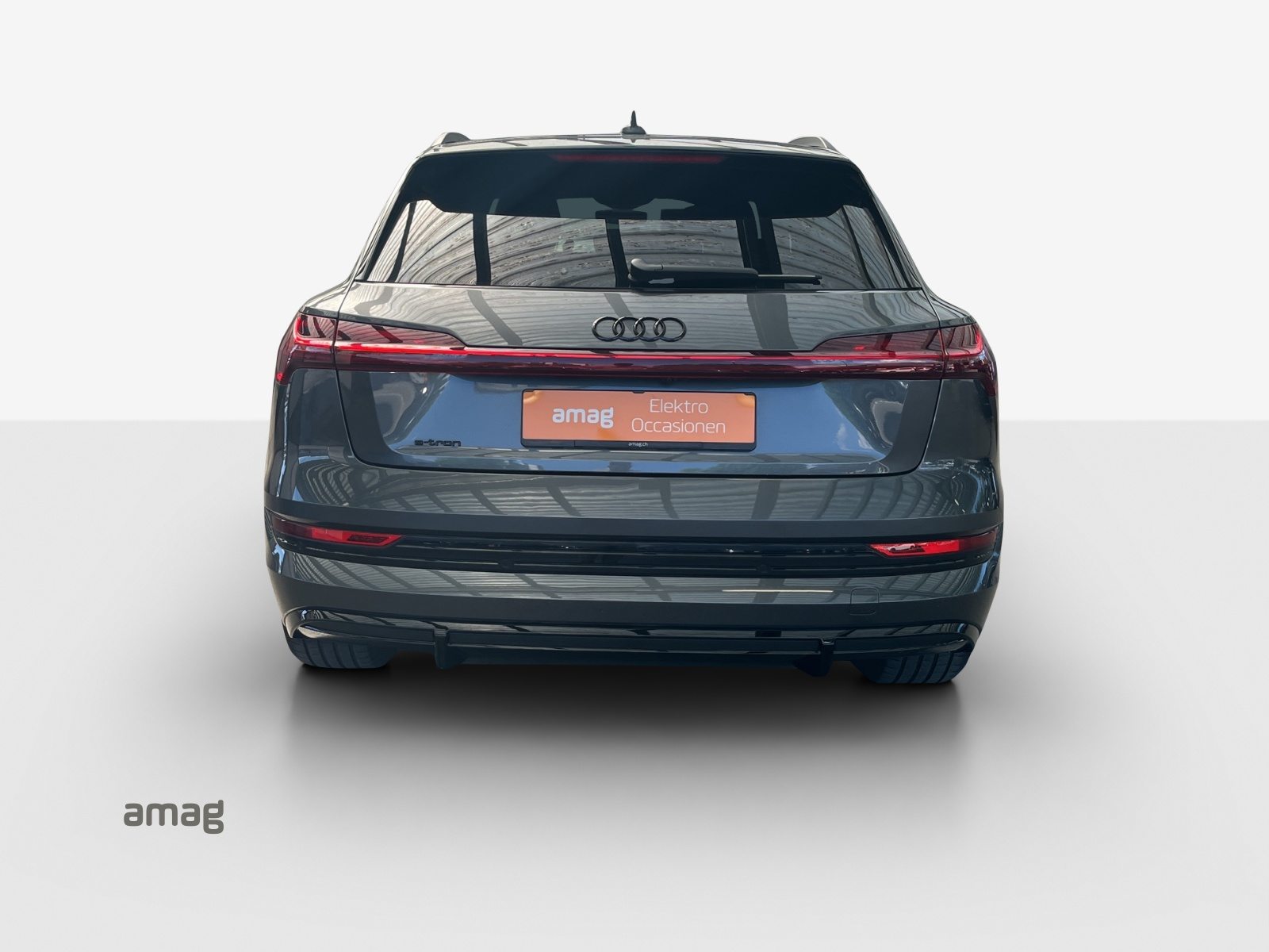 AUDI e-tron 55 S line Black Edition, Elektro, Occasion / Gebraucht, Automatik - 4
