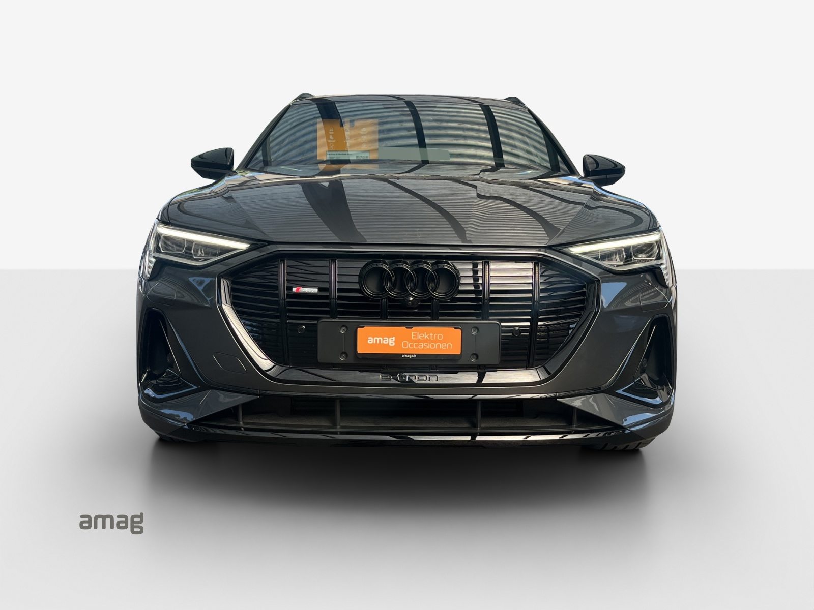 AUDI e-tron 55 S line Black Edition, Elektro, Occasion / Gebraucht, Automatik - 7
