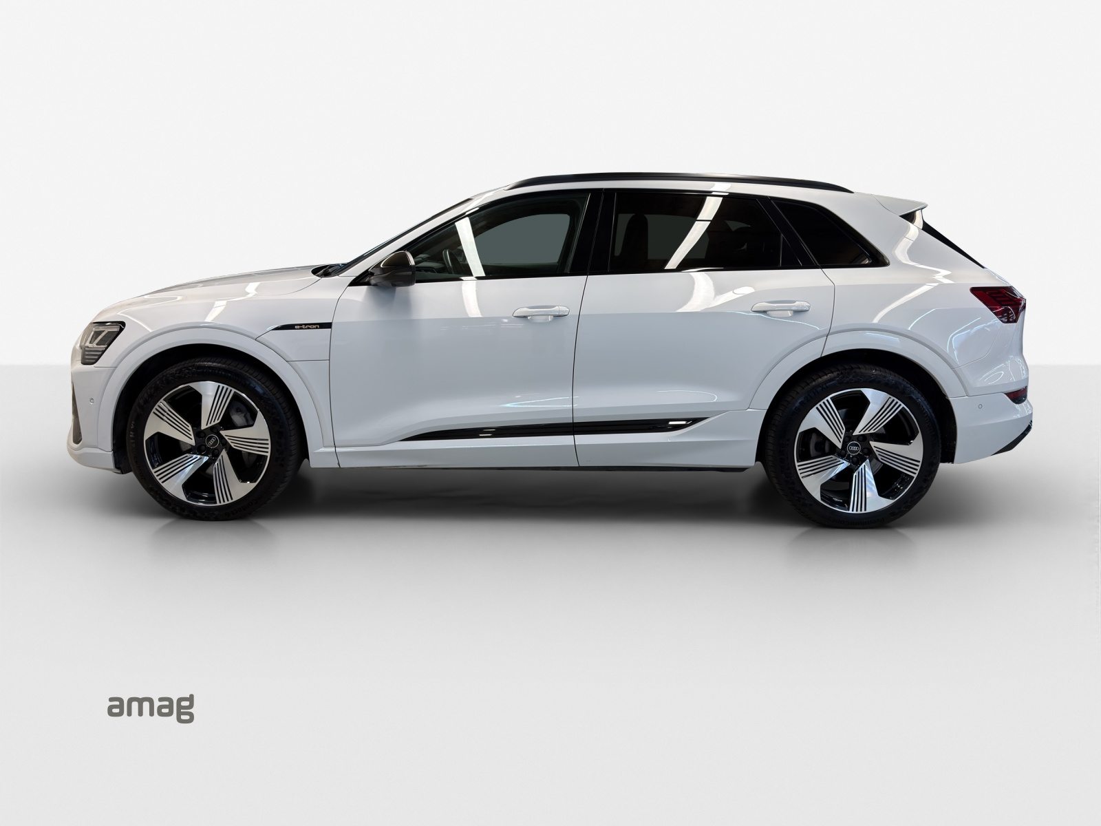 AUDI e-tron 55 S line, Elektro, Occasion / Gebraucht, Automatik - 2