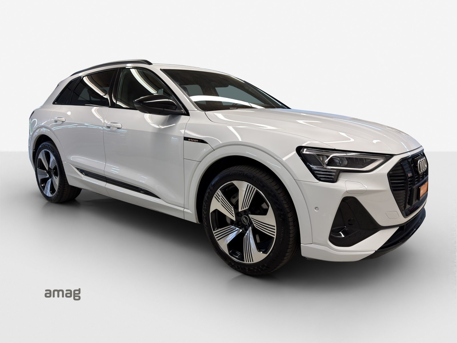 AUDI e-tron 55 S line, Elektro, Occasion / Gebraucht, Automatik - 6