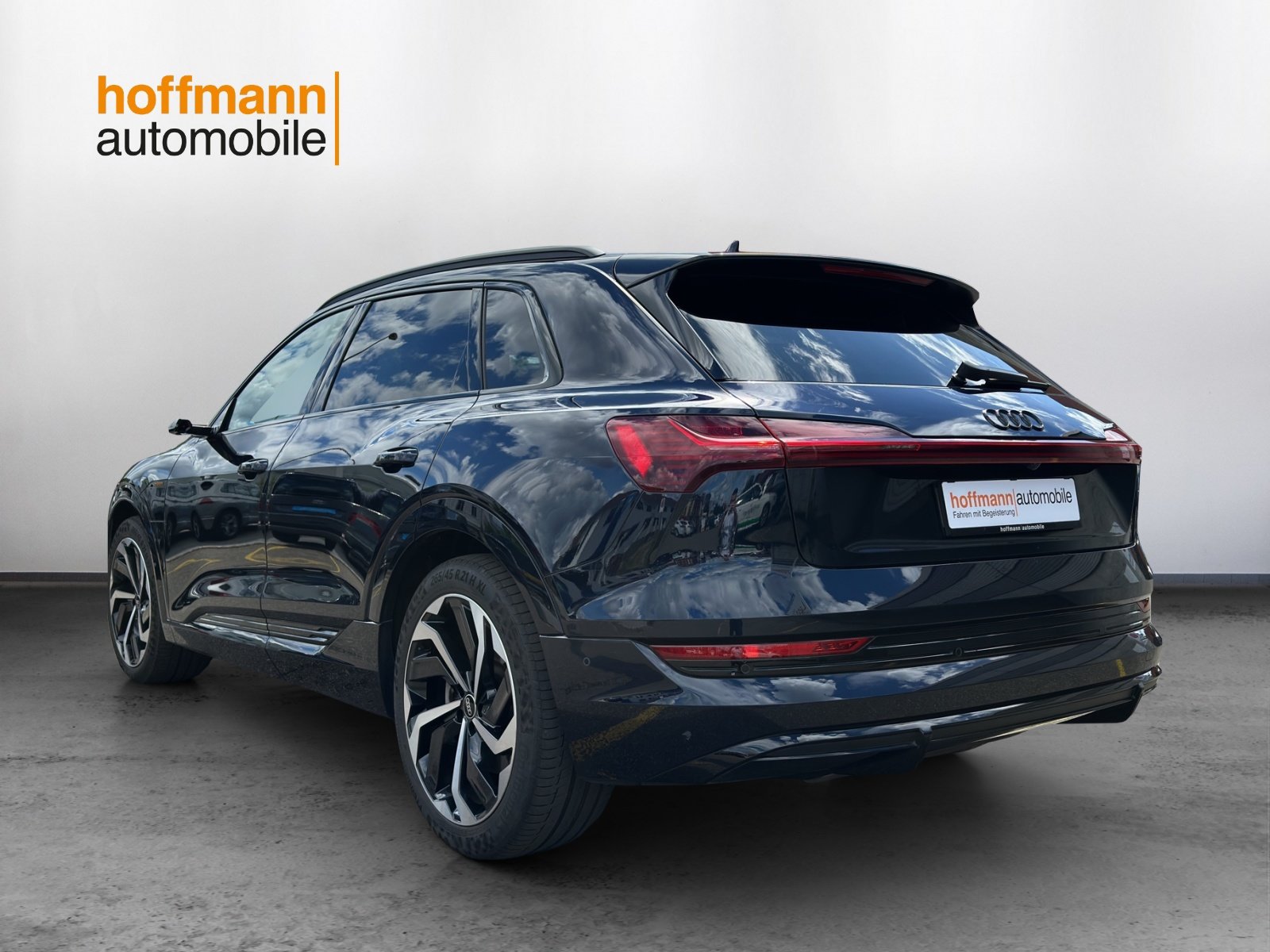 AUDI e-tron 55 S Line Black Edition quattro, Elektro, Occasion / Gebraucht, Automatik - 6