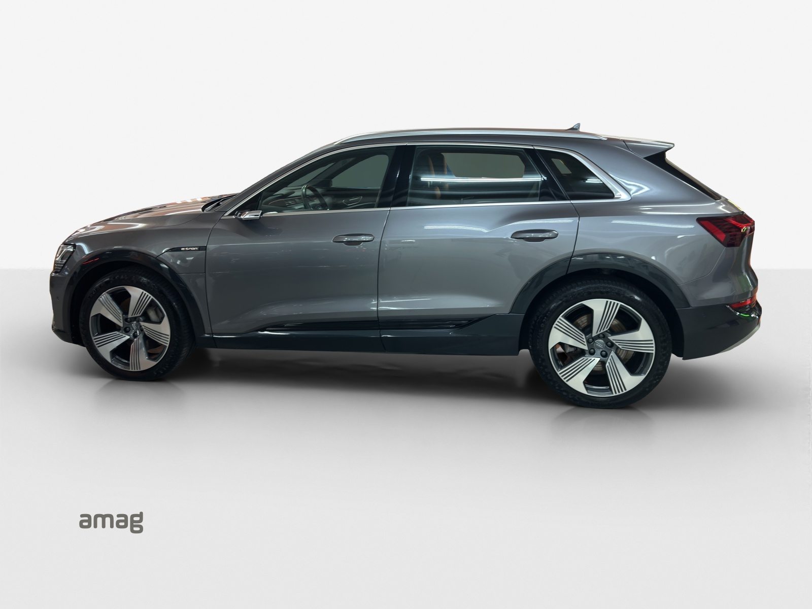 AUDI e-tron advanced, Electric, Second hand / Used, Automatic - 2