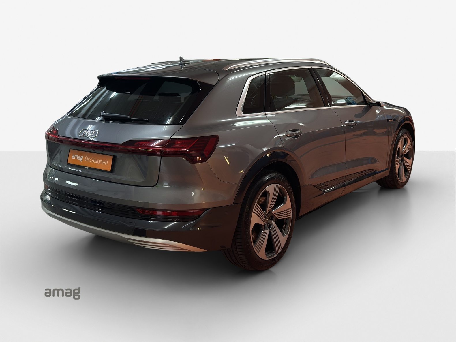 AUDI e-tron advanced, Electric, Second hand / Used, Automatic - 5