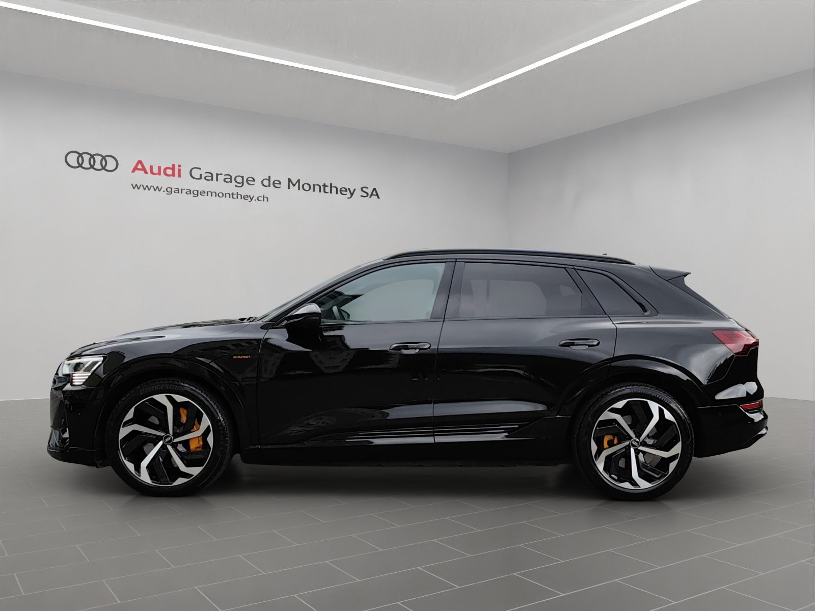 AUDI e-tron 55 S line Black Edition, Elettrica, Occasioni / Usate, Automatico - 2