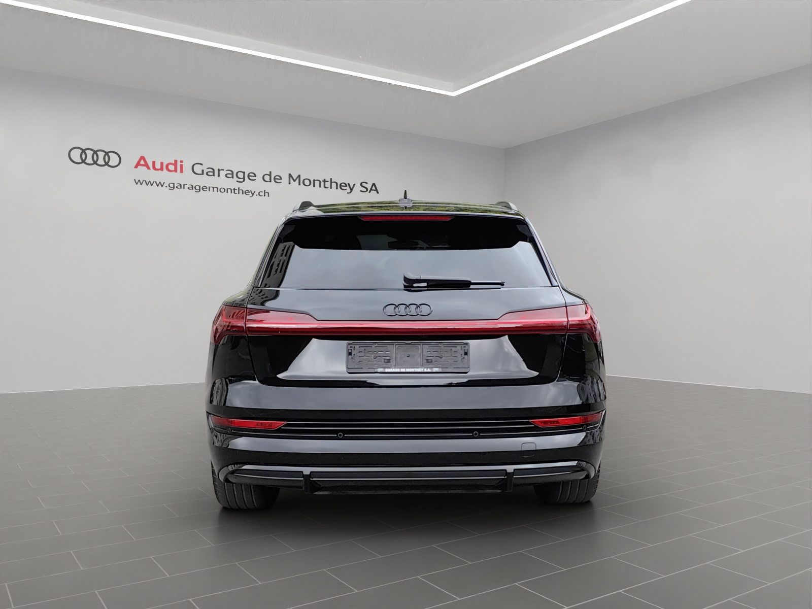AUDI e-tron 55 S line Black Edition, Elettrica, Occasioni / Usate, Automatico - 4