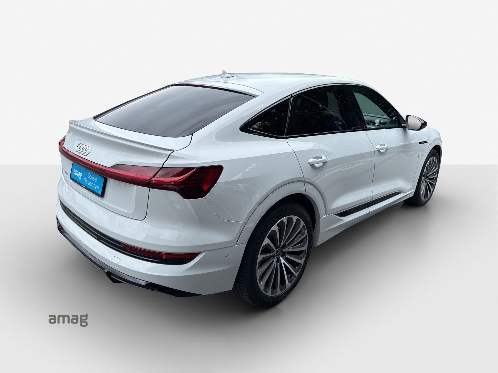 AUDI e-tron Sportback 55 S line Black Edition, Electric, Second hand / Used, Automatic - 5