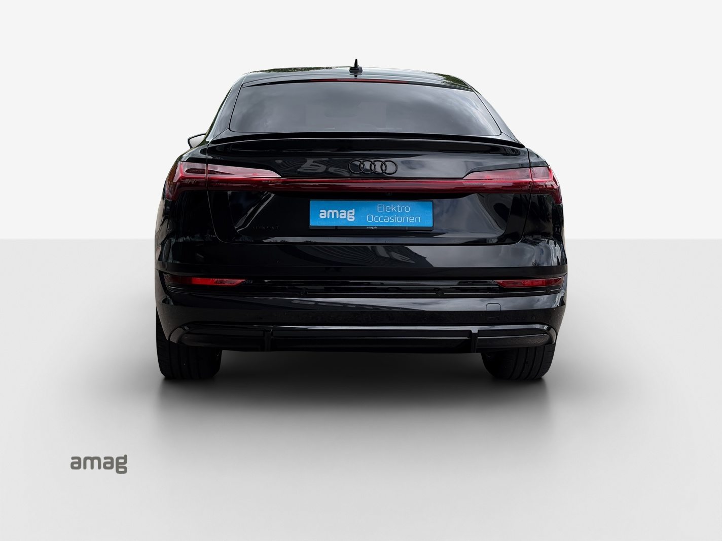 AUDI e-tron Sportback 55 S line Black Edition, Elektro, Occasion / Gebraucht, Automatik - 4