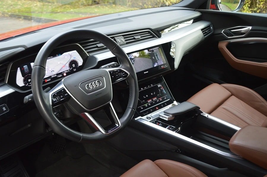 AUDI e-tron 55 S Line quattro I Anhängerkupplung, Electric, Second hand / Used, Automatic - 6