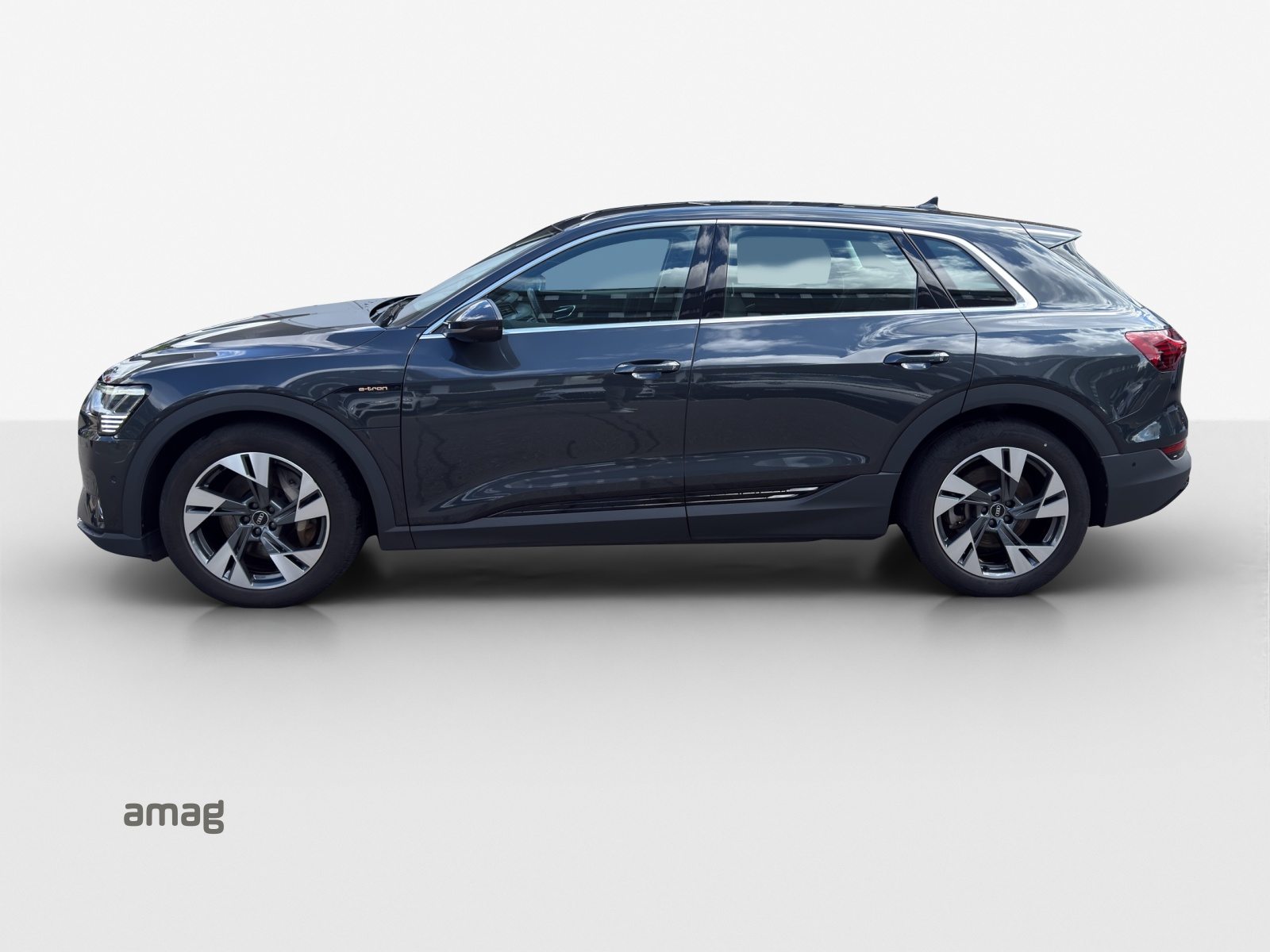 AUDI e-tron 50 Attraction, Elektro, Occasion / Gebraucht, Automatik - 2
