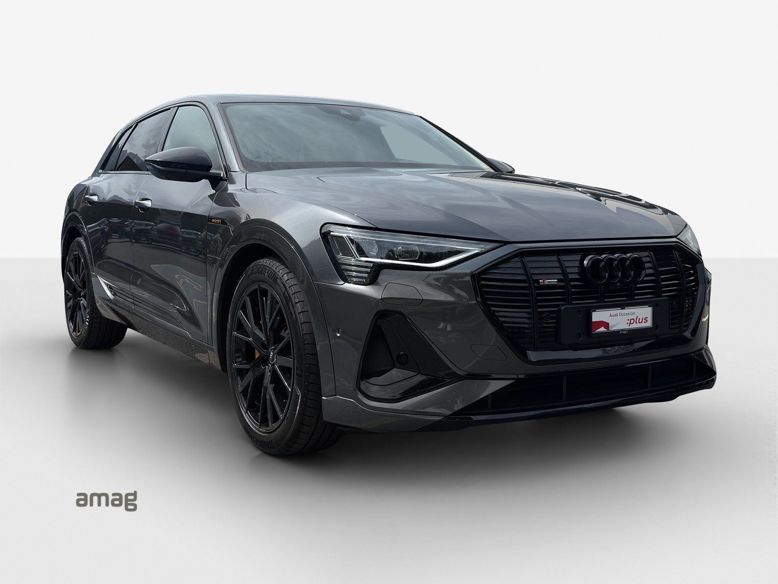 AUDI e-tron 55 S line Black Edition, Electric, Second hand / Used, Automatic - 6