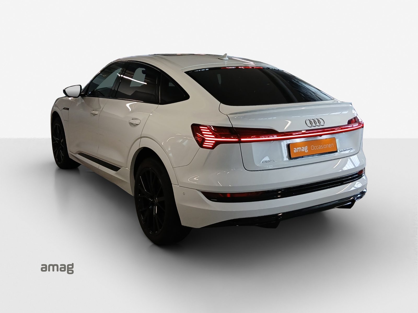 AUDI e-tron Sportback 55 S line Black Edition, Électrique, Occasion / Utilisé, Automatique - 4