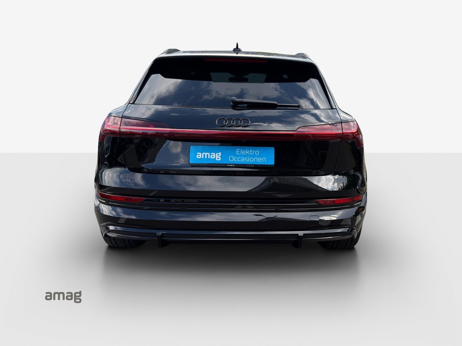 AUDI e-tron S quattro, Elektro, Occasion / Gebraucht, Automatik - 4