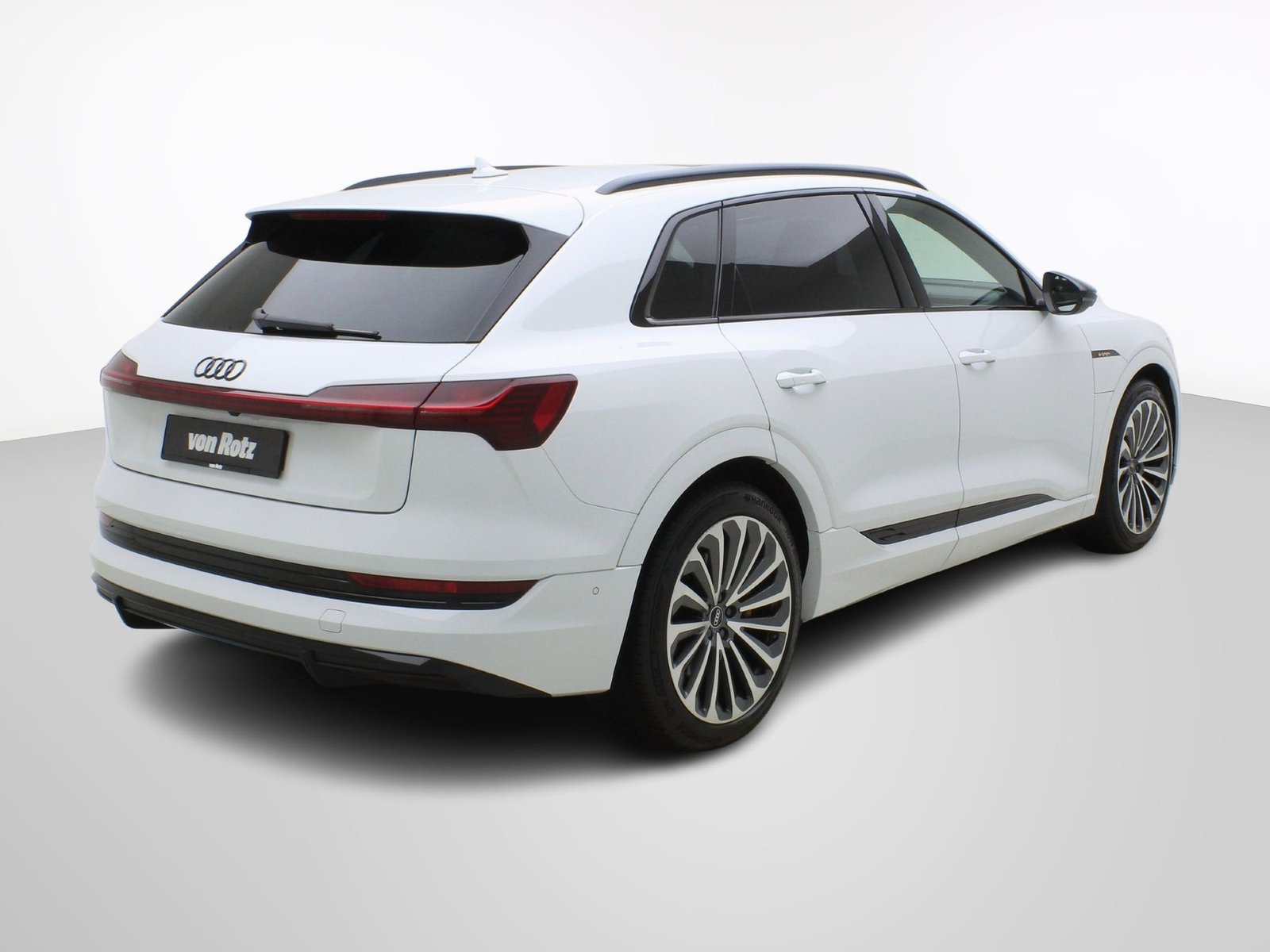 AUDI e-tron 55 S Line quattro, Electric, Second hand / Used, Automatic - 5