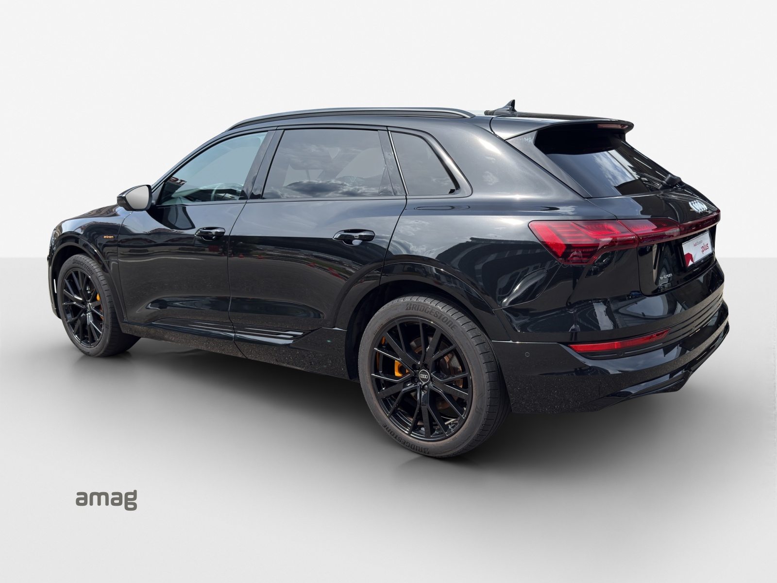 AUDI e-tron 55 S line Black Edition, Electric, Second hand / Used, Automatic - 3