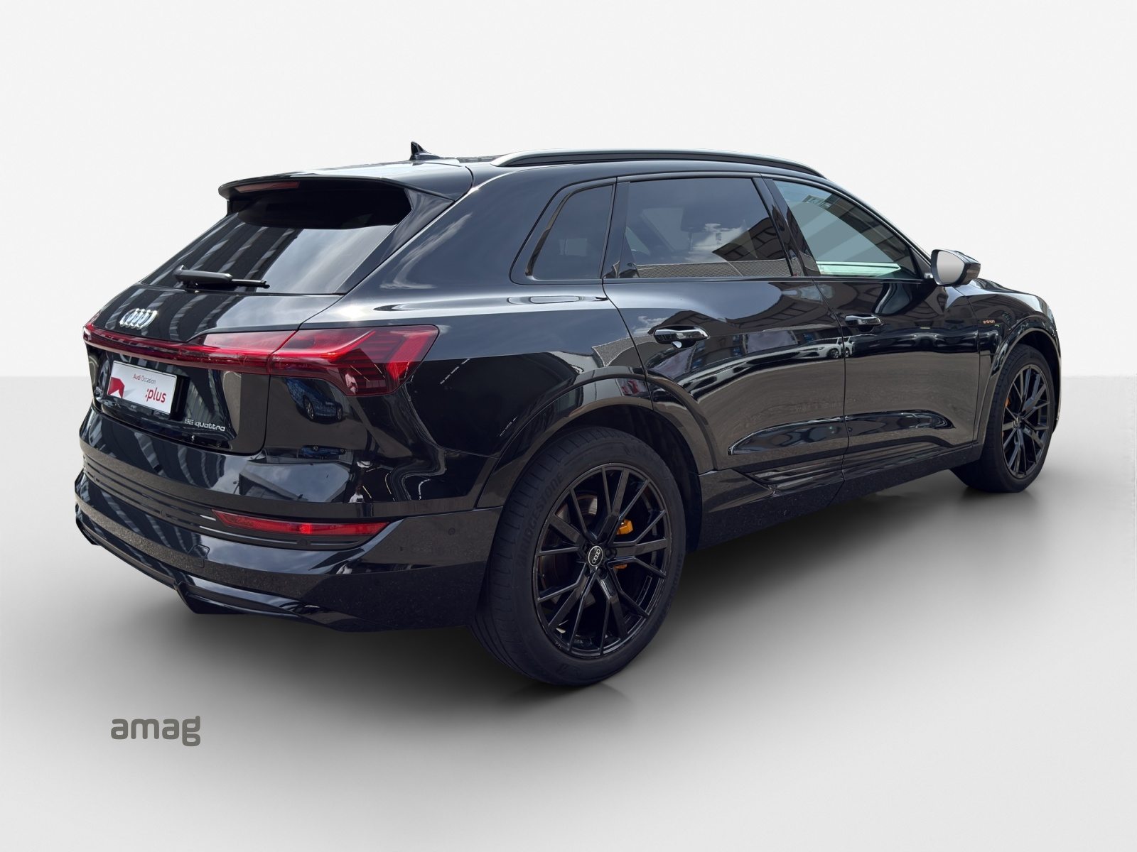 AUDI e-tron 55 S line Black Edition, Electric, Second hand / Used, Automatic - 6